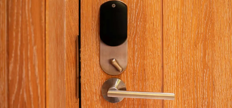 Automatic Locking Door Knob Franklin